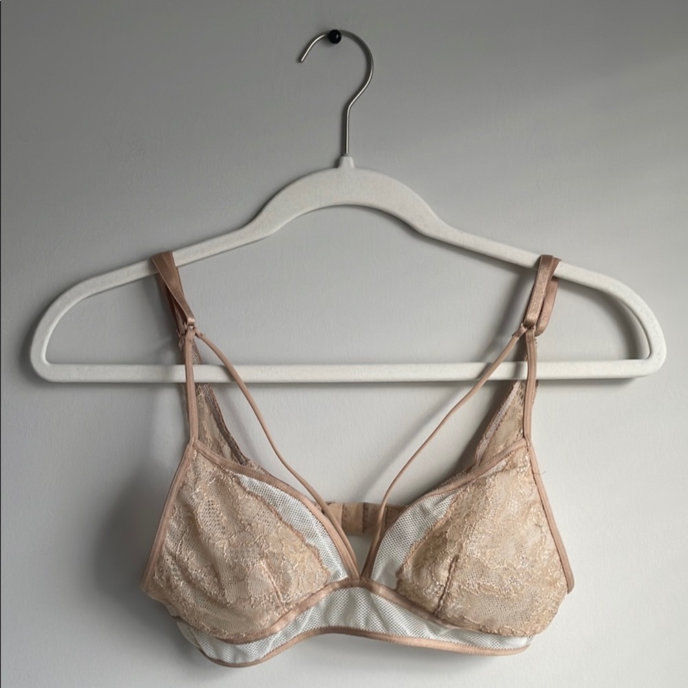 Elegant Lace Beige Bralette